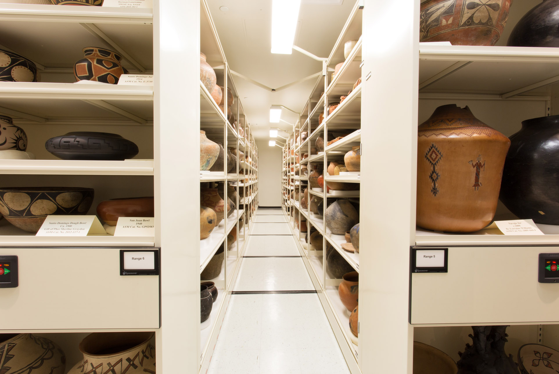 museum storage compactor spacesaver